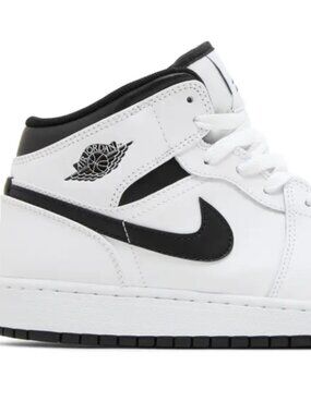 Nike Air Jordan 1 Mid GS 'White Black' DQ8423-132 Size US 6.5Y